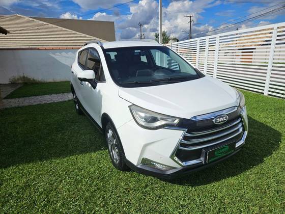 JAC T50 1.6 DVVT GASOLINA 4P CVT JAC T50 1.6 DVVT GASOLINA 4P CVT